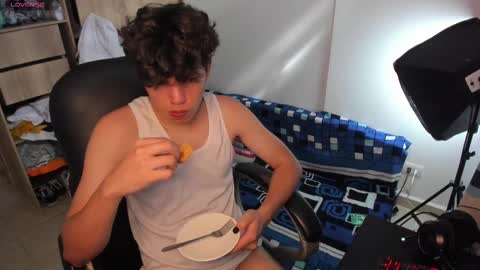 yurii_moody online show from September 2025 08:24:02 PM