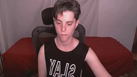 Yuyu online show from November 2025 02:22:02 AM