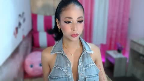 Snapshot of yvannasilva18 chatting on June 2026 10:43:02 AM jai online show from June 2026 10:43:02 AM