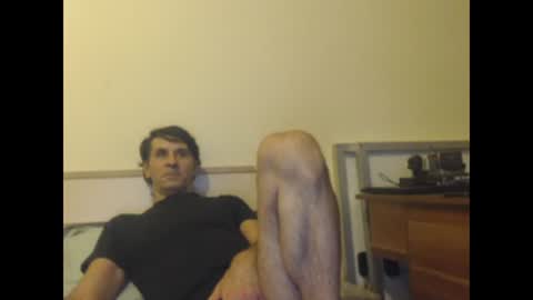 Snapshot of yvesstorm5 chatting on January 2025 04:22:01 PM yvesstorm5 online show from January 2025 04:22:01 PM