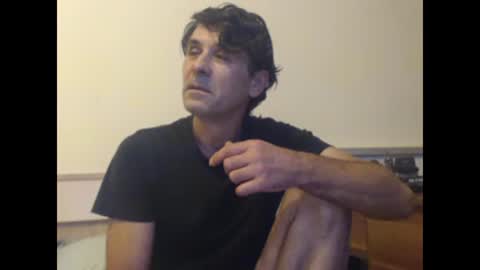 Snapshot of yvesstorm5 chatting on January 2025 07:44:02 PM yvesstorm5 online show from January 2025 07:44:02 PM