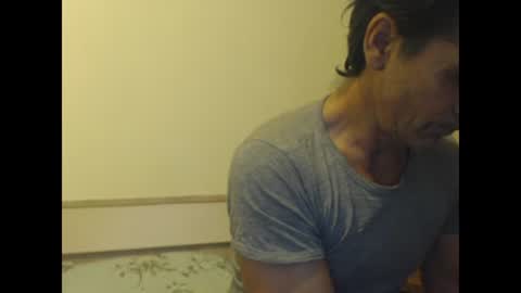 Snapshot of yvesstorm5 chatting on January 2025 03:45:01 PM yvesstorm5 online show from January 2025 03:45:01 PM