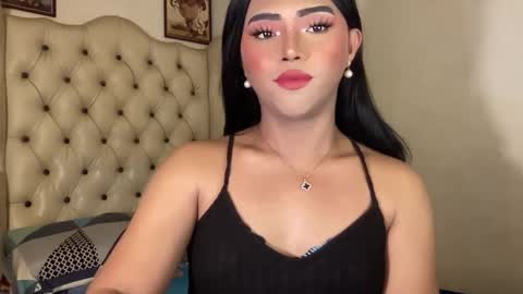 Snapshot of yvonne_guidotti chatting on January 2025 09:07:01 AM Miss Cali online show from January 2025 09:07:01 AM