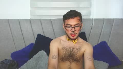 Zack  online show from October 2025 02:15:01 AM