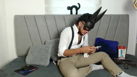 Zack  online show from November 2025 09:36:02 PM