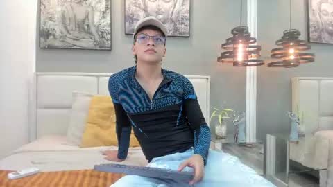 Snapshot of zac_million chatting on July 2026 11:50:02 AM Zac Million online show from July 2026 11:50:02 AM