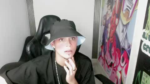 Snapshot of zacariass_ chatting on December 2024 02:43:02 AM ZACARIAS online show from December 2024 02:43:02 AM