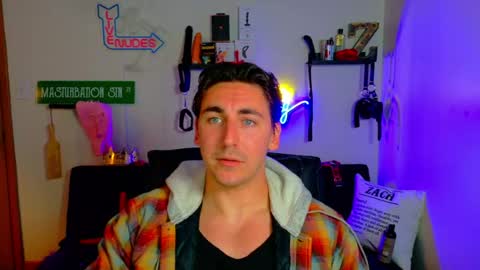 Snapshot of zach_rhyder chatting on June 2026 02:07:01 AM Zach Rhyder online show from June 2026 02:07:01 AM