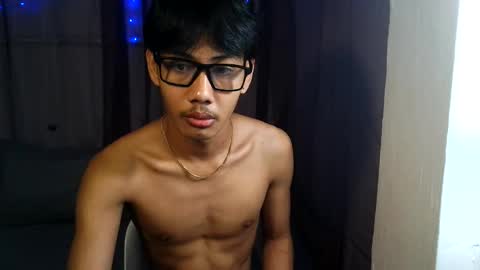 zack212003 online show from November 2025 11:20:01 AM