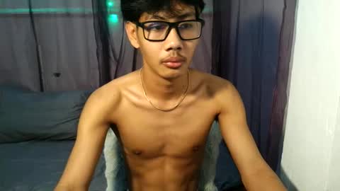 zack212003 online show from November 2025 12:54:01 AM