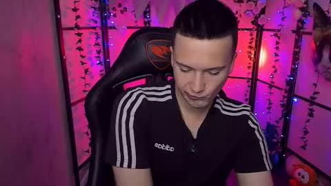 Zack online show from September 2025 06:35:01 AM