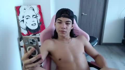 zackss_player online show from September 2025 10:11:01 PM