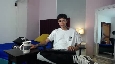 zack online show from January 2025 04:30:02 AM