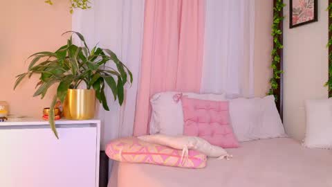   online show from April 2026 01:42:02 AM