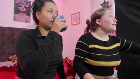 Snapshot of zafira_and_zireya chatting on June 2026 07:23:02 PM zafira_and_zireya online show from June 2026 07:23:02 PM