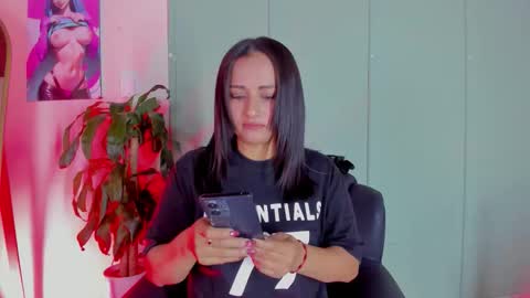 Snapshot of zafiro__brown chatting on September 2025 11:57:01 AM Zafiro Brown online show from September 2025 11:57:01 AM