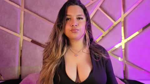 Claire  online show from November 2025 06:59:02 PM