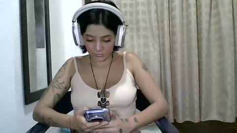 Zafiro online show from April 2026 07:58:01 PM