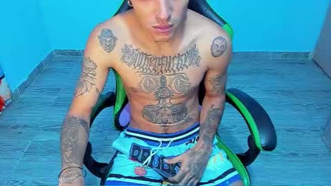 BiG Zafiro online show from February 2026 11:51:01 AM