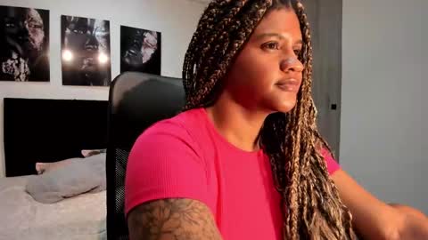 Snapshot of zahra_rose chatting on September 2025 11:59:01 PM zahra_rose online show from September 2025 11:59:01 PM
