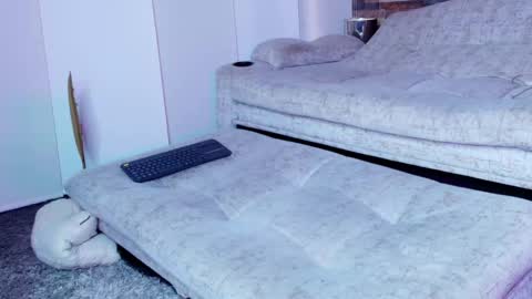 INSTAGRAM yormanfit7 online show from September 2025 11:32:01 AM