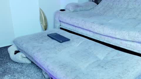 INSTAGRAM yormanfit7 online show from September 2025 09:01:01 AM