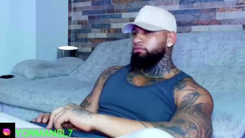 INSTAGRAM yormanfit7 online show from October 2025 11:02:01 AM