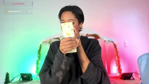 Zaira online show from November 2025 01:48:01 PM