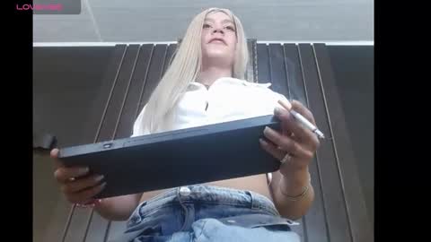 Snapshot of zalir_666 chatting on February 2026 01:51:01 AM Megan online show from February 2026 01:51:01 AM