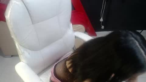 zalommee online show from February 2026 01:29:02 PM