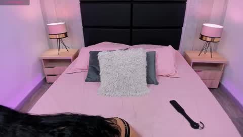 Zamara  online show from March 2025 11:55:02 AM