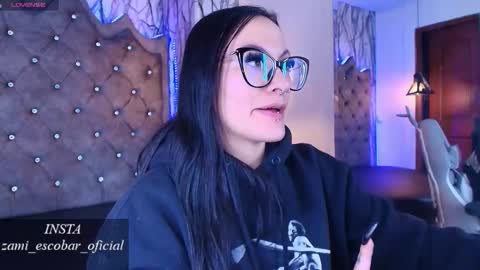   online show from December 2025 06:14:01 PM