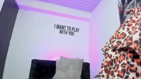 zamira_taylor online show from March 2025 01:53:02 AM