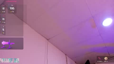 zammy_brown2 online show from February 2026 03:59:02 AM