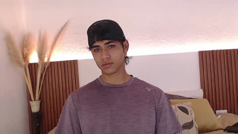 Zander online show from December 2024 01:28:01 PM