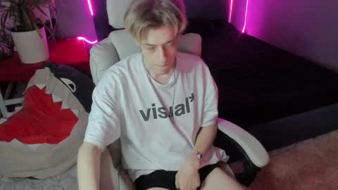 Kel online show from March 2026 07:37:01 PM