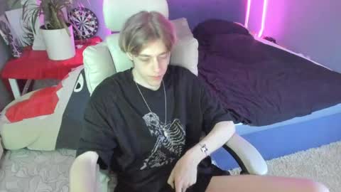 Kel online show from April 2026 08:31:02 PM