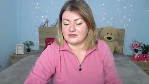 zannadreil online show from January 2025 07:04:01 PM