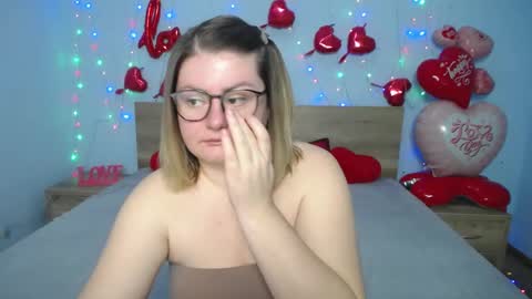 zannadreil online show from February 2025 06:45:02 PM