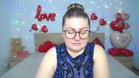 zannadreil online show from March 2025 07:17:01 PM