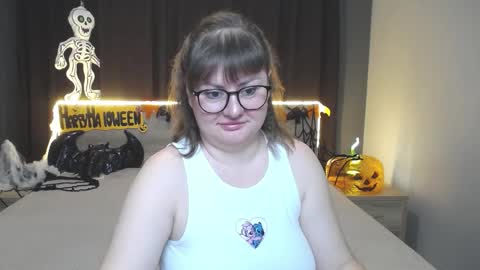 zannadreil online show from October 2025 05:59:01 PM