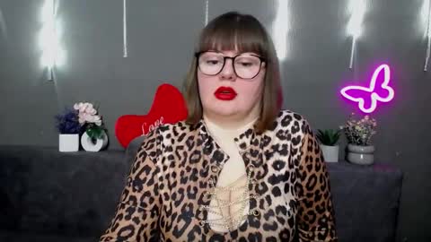 zannadreil online show from March 2026 08:04:02 PM