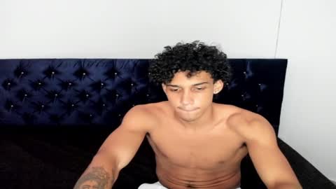 Snapshot of zanxley_ chatting on February 2025 07:31:02 PM zanxley_ online show from February 2025 07:31:02 PM