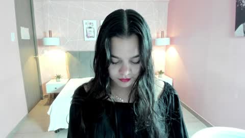 Snapshot of zara__sweet chatting on January 2025 12:13:01 PM Zara Sweet online show from January 2025 12:13:01 PM