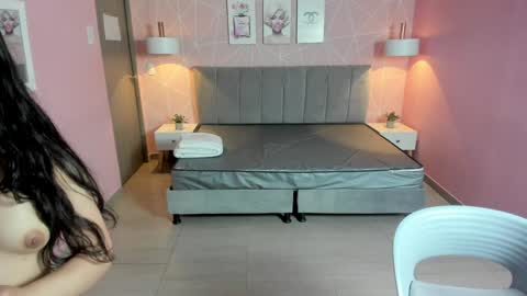 Snapshot of zara__sweet chatting on January 2025 12:35:01 PM Zara Sweet online show from January 2025 12:35:01 PM