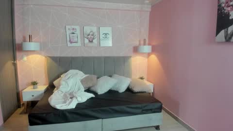 Zara Sweet  online show from October 2025 01:34:01 PM