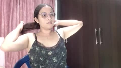 Zara Blaze  online show from January 2026 01:10:02 AM