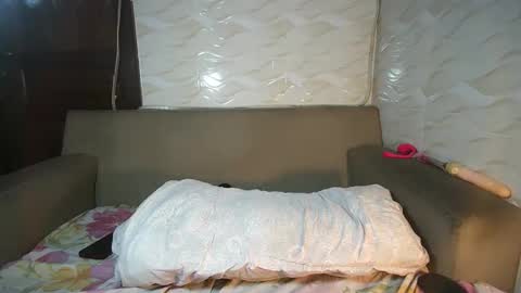 Snapshot of zara_dane chatting on October 2025 12:37:02 PM Zara Dane online show from October 2025 12:37:02 PM