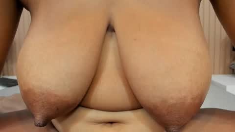 Snapshot of zara_lopez chatting on October 2025 11:55:02 AM zara lopez online show from October 2025 11:55:02 AM