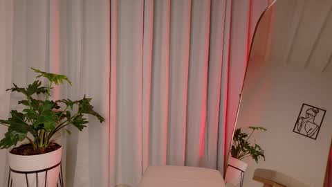 Snapshot of zara_nova chatting on February 2026 01:02:02 AM Zara Nova online show from February 2026 01:02:02 AM